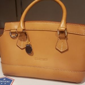 Dooney Bourke Alto Bag
